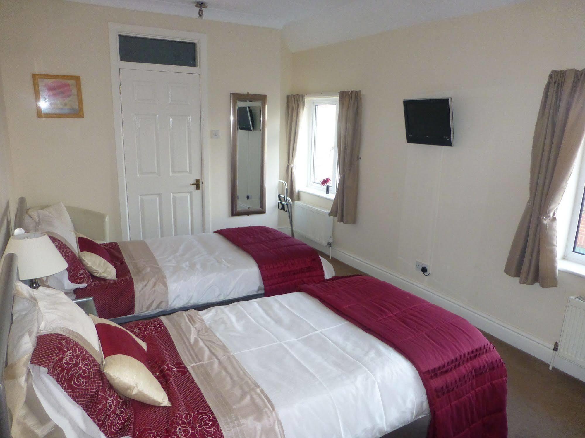 Beech Lodge Guest House New Milton Dış mekan fotoğraf